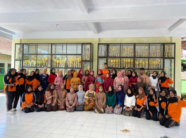 DT TATA RIAS 2023 SMAN 1 KARANGAN LAKUKAN UJIAN PRAKTEK