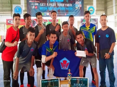 TIM FUTSAL SMA NEGERI 1 KARANGAN (B) RAIH &ldquo;JUARA 1&rdquo;