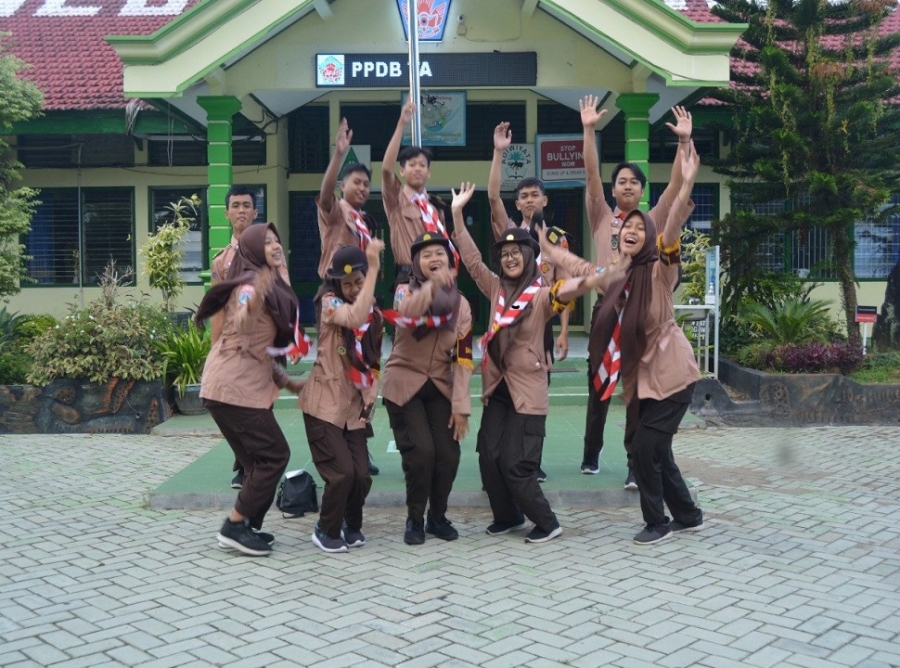 PEMBERANGKATAN PERTAMA GIAT &ldquo;PERKEMAHAN WIRAKARYA"