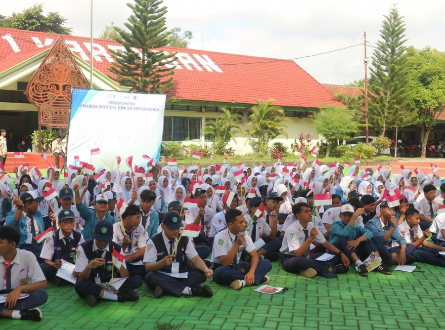 PEMBUKAAN MPLS SMAN 1 KARANGAN TAHUN AJARAN 2025/2026