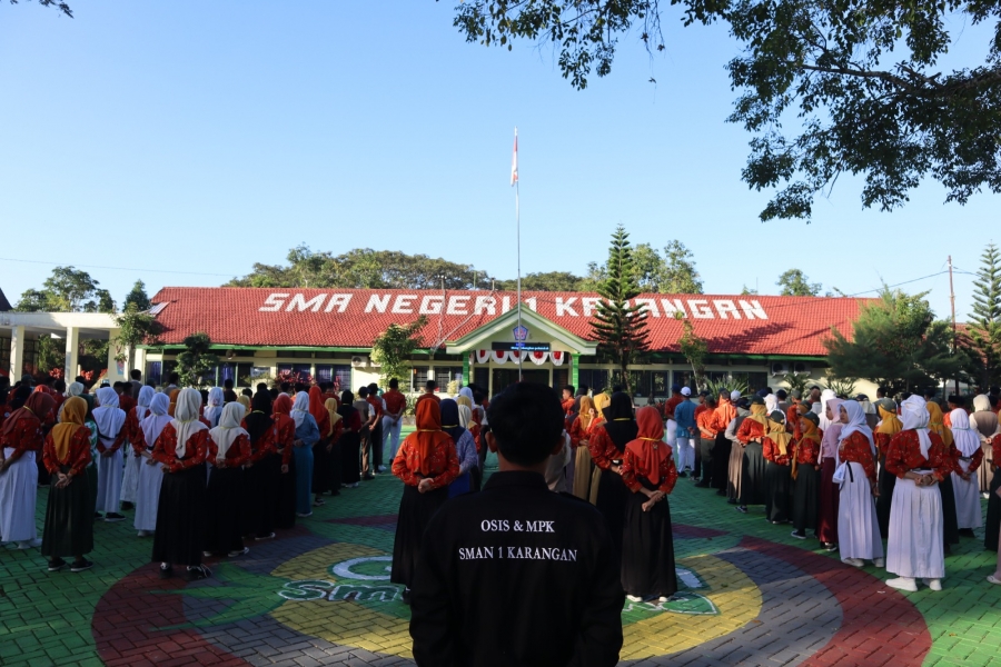 MPLS 2023 SMANESKA DITUTUP LANGSUNG OLEH KEPALA SEKOLAH