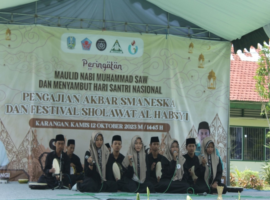 SMANESKA SUKSES GELAR FESTIVAL SHOLAWAT AL HABSYI 2023