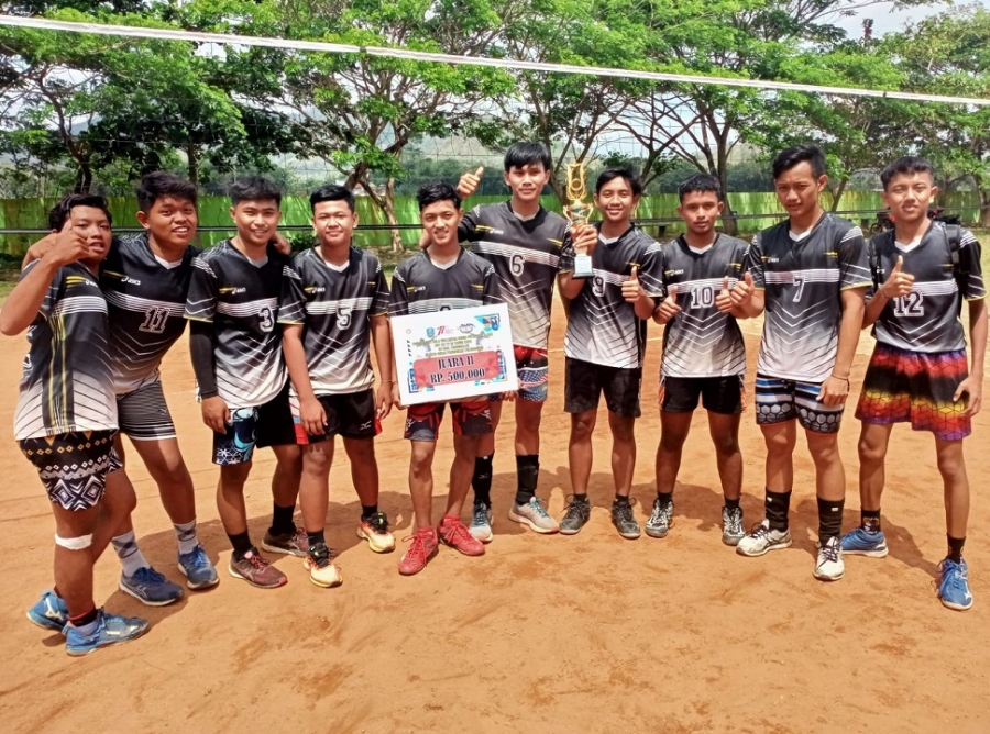 TIM BOLA VOLLY PUTRA SMAN 1 KARANGAN RAIH JUARA 2