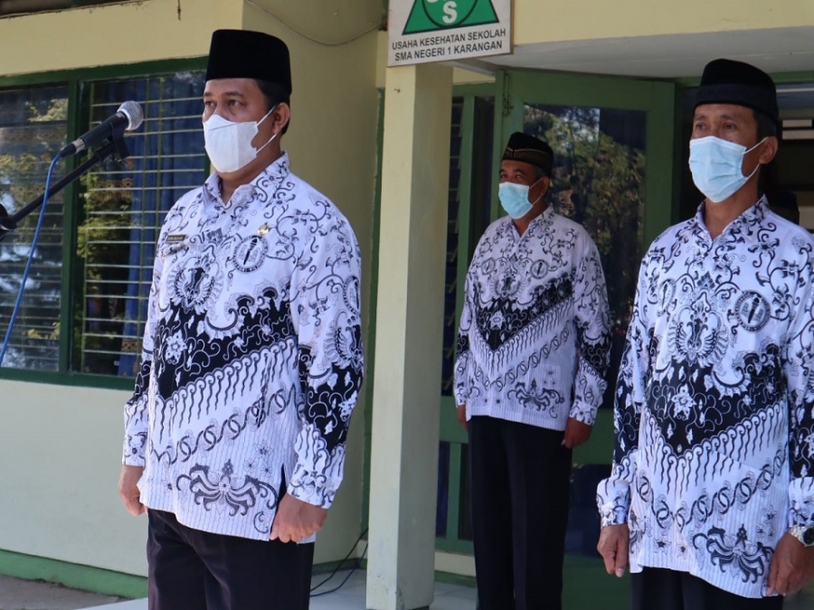 PERINGATAN &ldquo;HARI GURU NASIONAL TAHUN 2021&rdquo; SMAN 1 KARANGAN