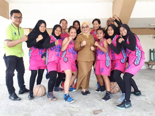 SQUAD BASKET PUTRI SMAN 1KARANGAN di SMABOY CUP 2019