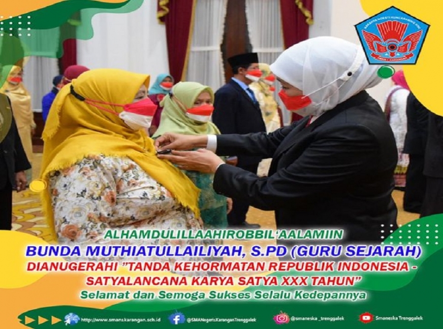 BUNDA MUTHIATULLAILIYAH, S.PD SMANESKA MENDAPAT PENGHARGAAN