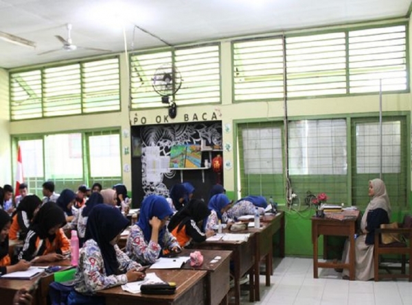 BIMBEL AIRLANGGA DAN SMAN 1 KARANGAN SUKSES GELAR TRY OUT