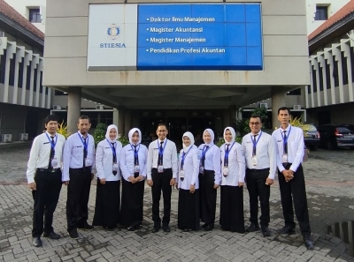 10 GURU PPPK SMANESKA IKUTI ORIENTASI DI SURABAYA