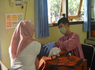 DONOR DARAH DI SMAN 1 KARANGAN BANYAK YANG BERANTUSIAS
