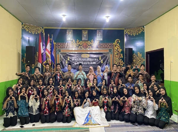 BAGI TAKJIL DAN TADARUS AL-QUR&rsquo;AN DEWAMADIEN SMANESKA