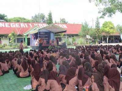 5 PASLON KETUA &amp; WAKIL KETUA OSIS SMANESKA IKUTI DEBAT TERBUKA