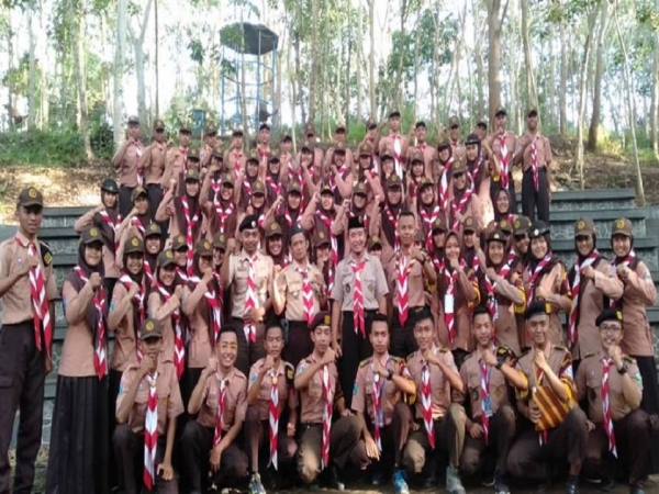 65 Anggota Gugus Depan Trenggalek 05-087/05.088 Pangkalan SMANESKA