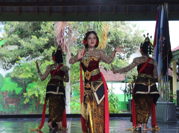 SMAN 1 KARANGAN UCAPKAN SELAMAT HARI TARI SEDUNIA 29 APRIL 2026