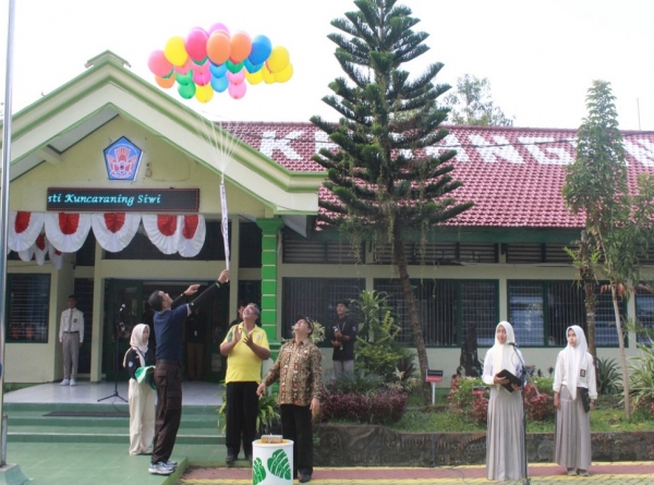 SMANESKA TRENGGALEK GELAR CLASSMEET USAI UJIAN