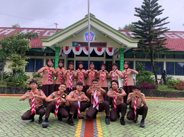 SMANESKA IKUTI GIAT PEMBUKAAN PERKEMAHAN WIRAKARYA 2023