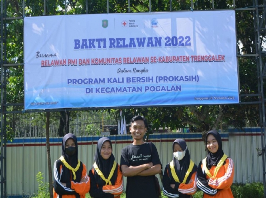 8 ANGGOTA PMR SMANESKA IKUTI GIAT BAKTI RELAWAN 2022